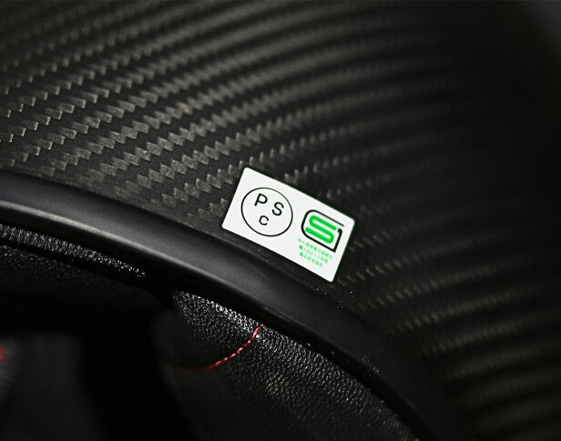 圧倒的な軽さと安全性