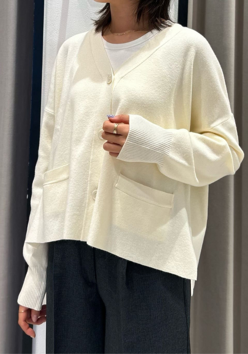 オーバーサイズカーディガン/前