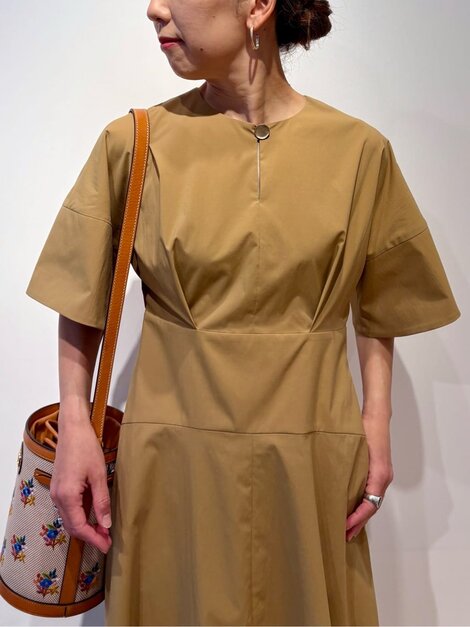 ワイドハーフスリーブワンピース