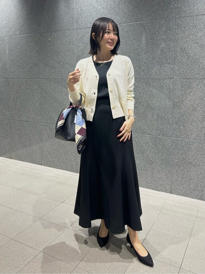 ホワイトカーデ