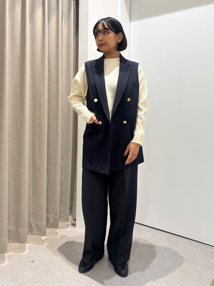 ホワイトプルオーバー