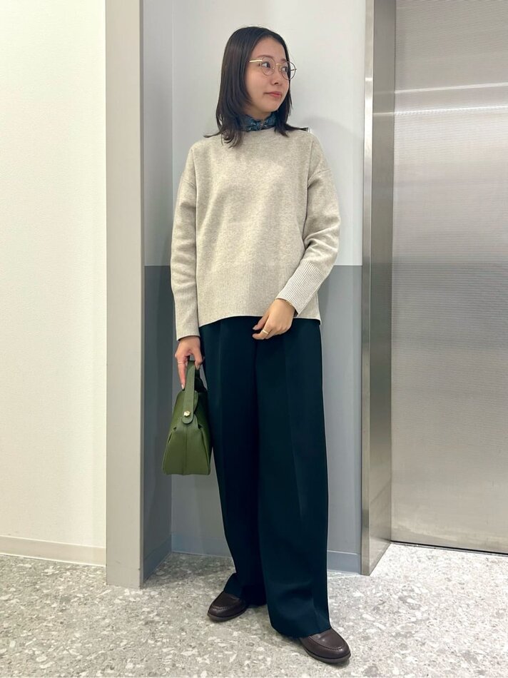 WEB限定ベージュプルオーバー