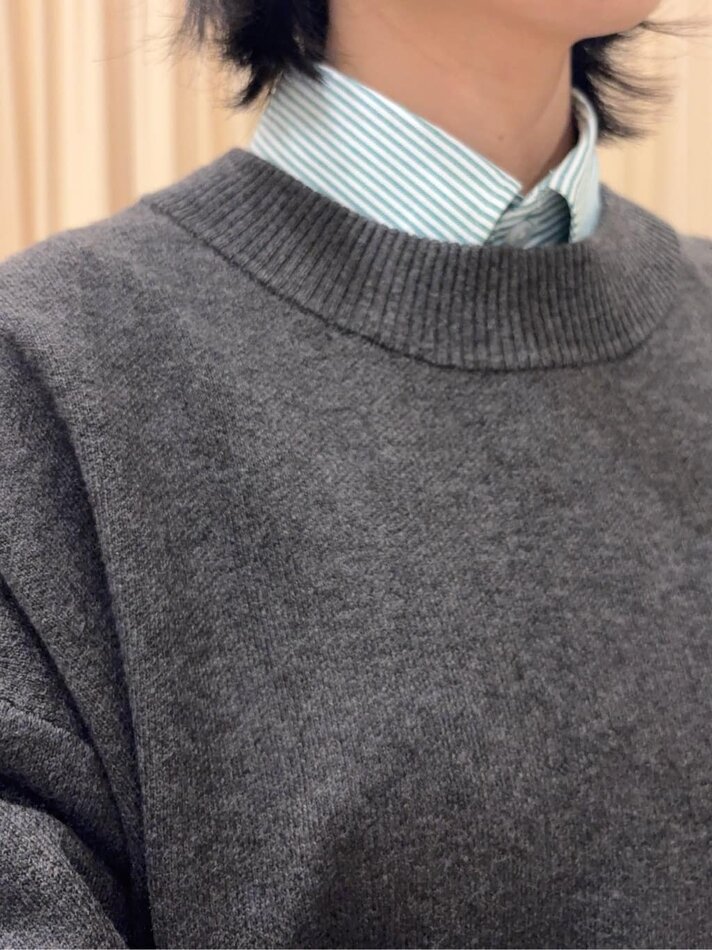 チャコールプルオーバー