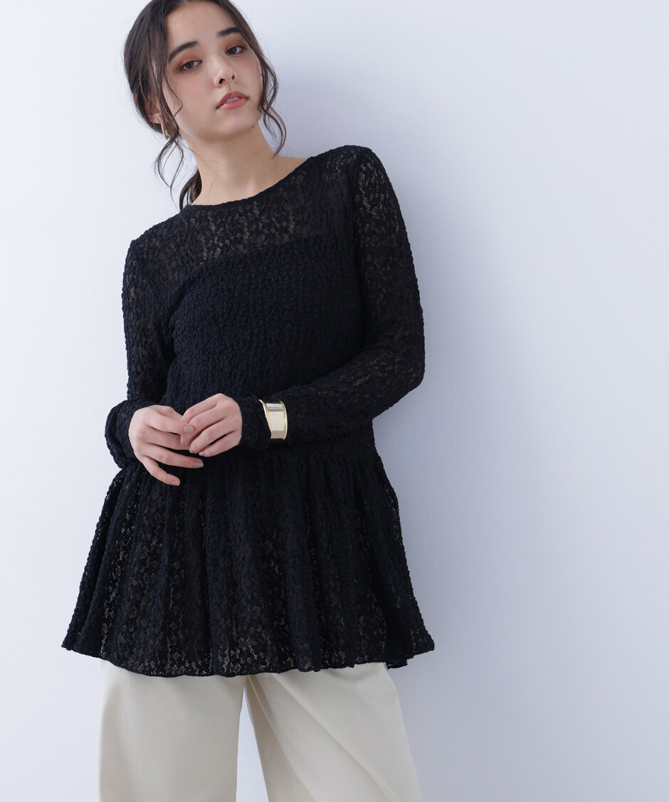 レースぺプラムトップス