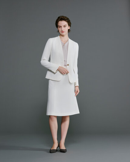 レディーススーツ