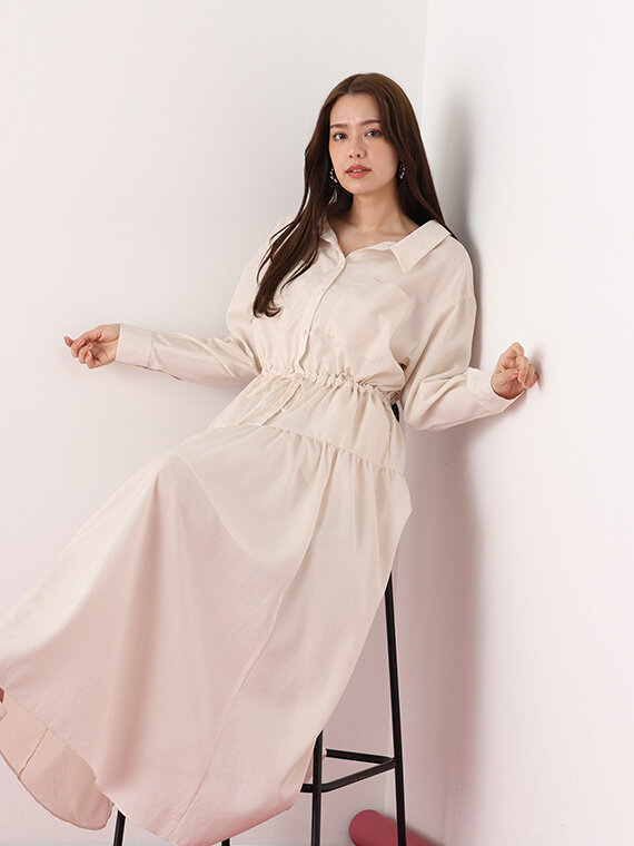 エクリュのフルレングスワンピース