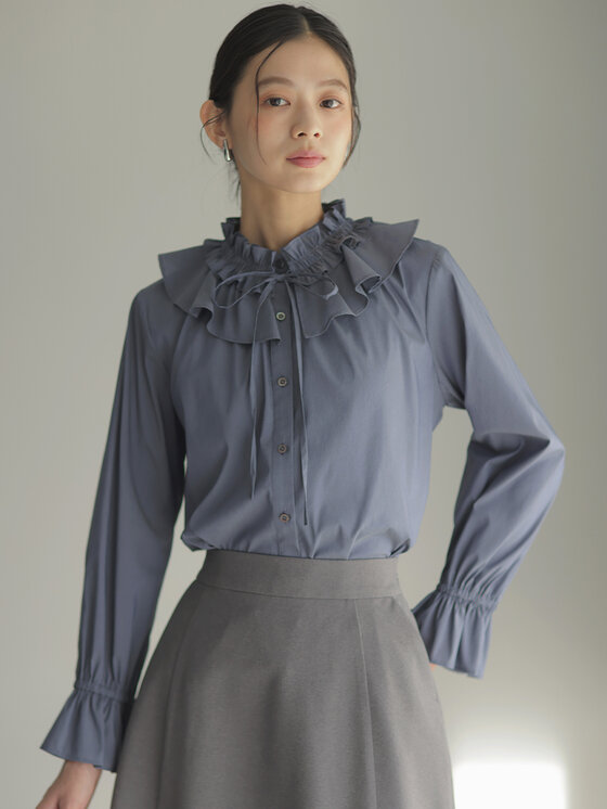 エアリーシャーティングフリル襟 ブラウス