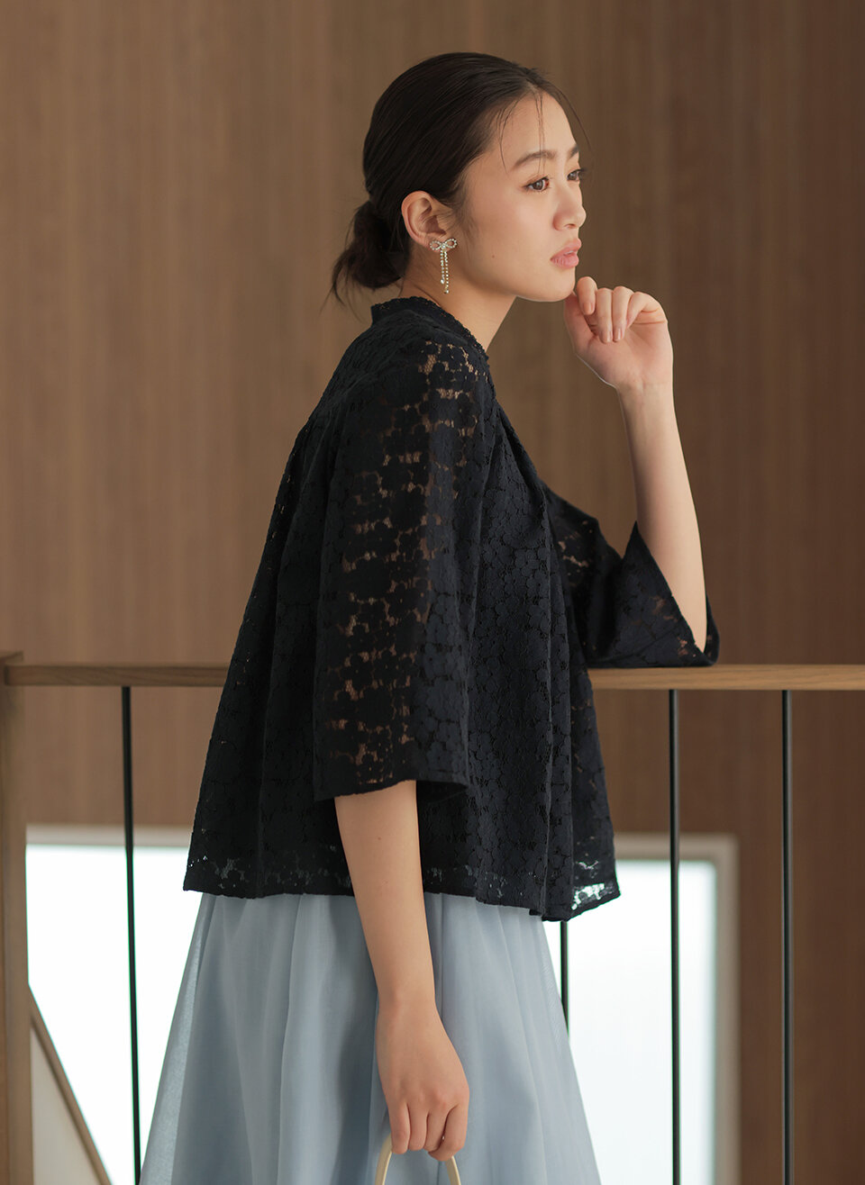 フラワーラッセルレーススタンド襟 ブラウス