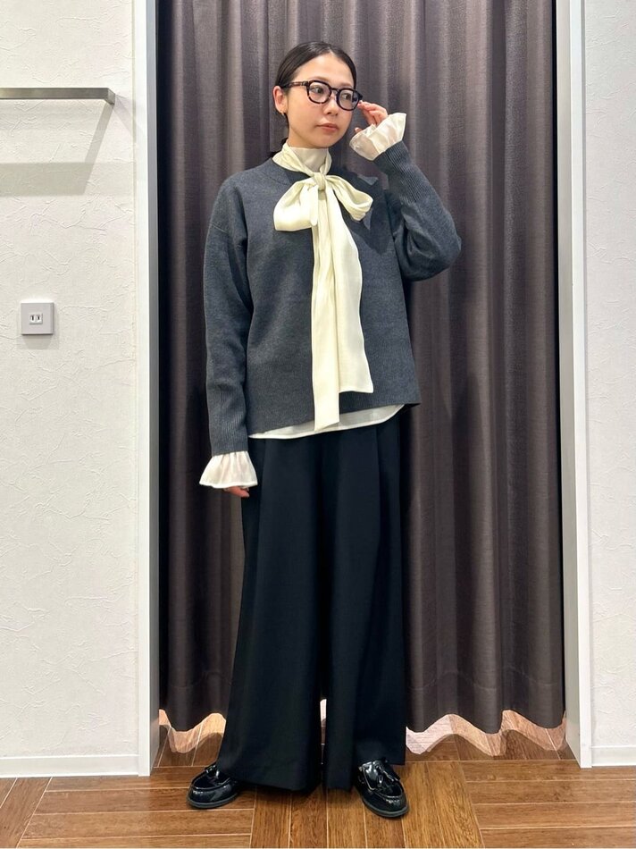 チャコールプルオーバー