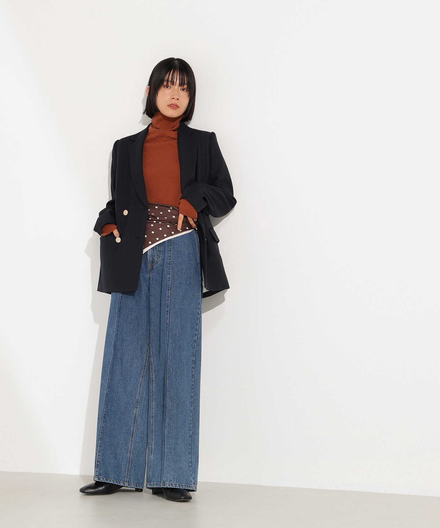 point 03 /silhouette