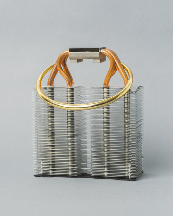 画像のaltを設定してください