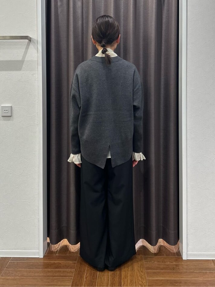 チャコールプルオーバー