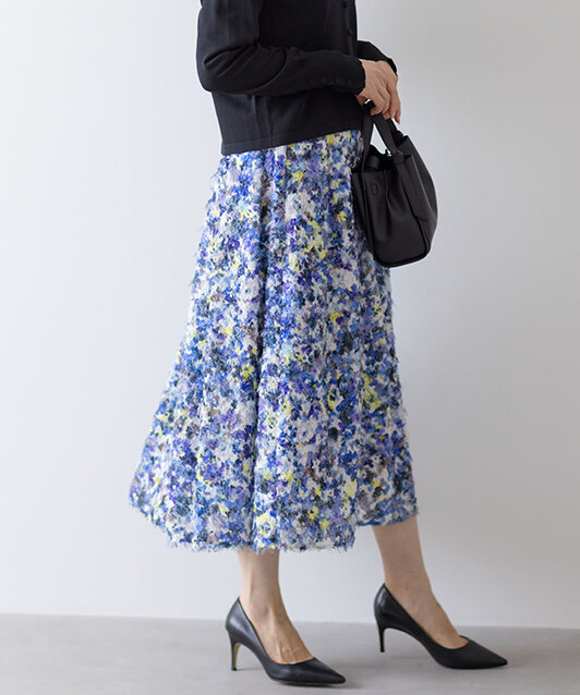 ヘアリーフラワープリント スカート