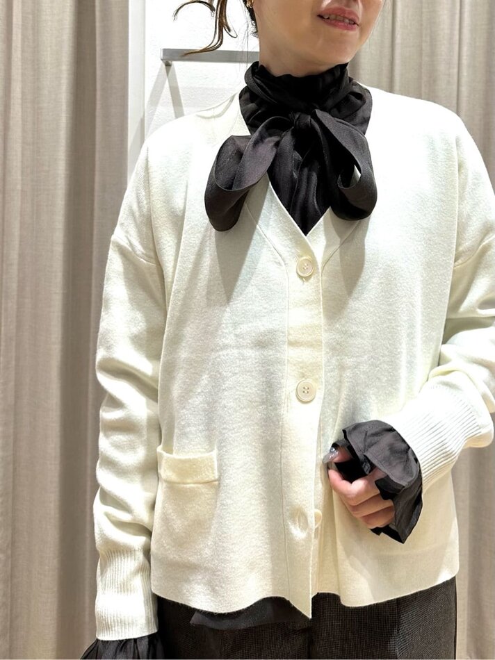 ホワイトカーデ