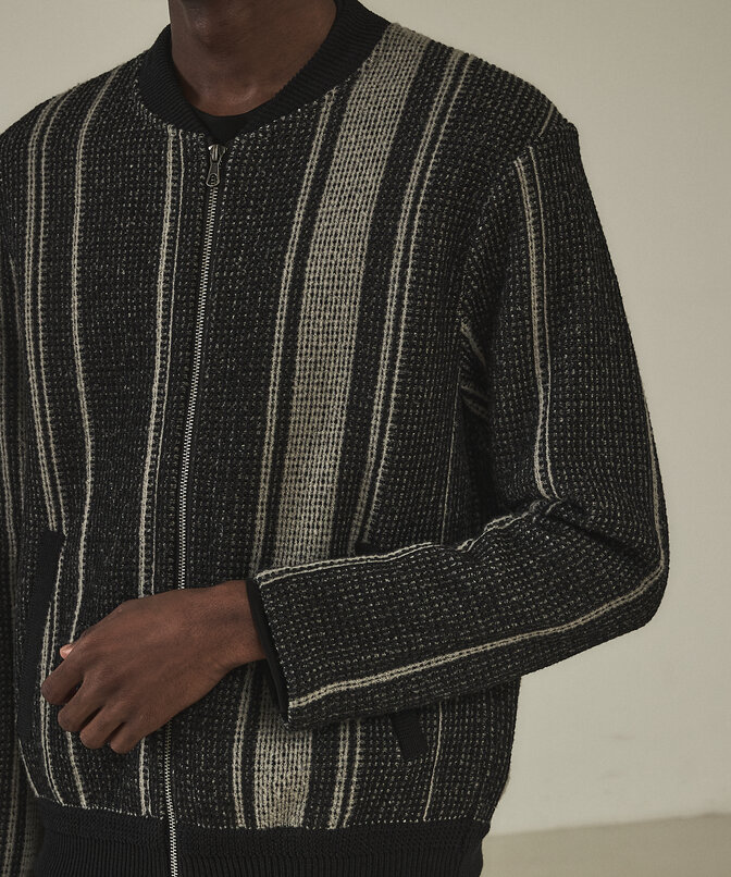 画像のaltを設定してください