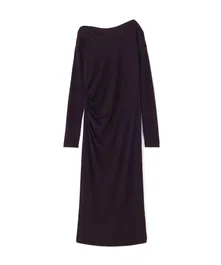 ラズベリーカラーのアシメオフショルワンピース