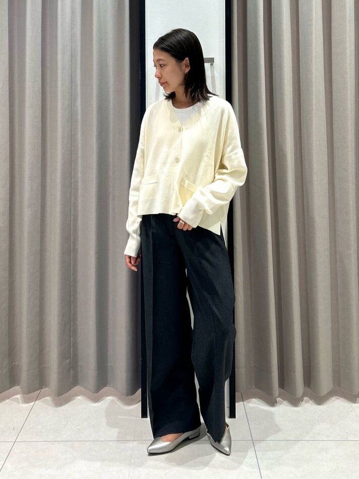 ホワイトカーデ