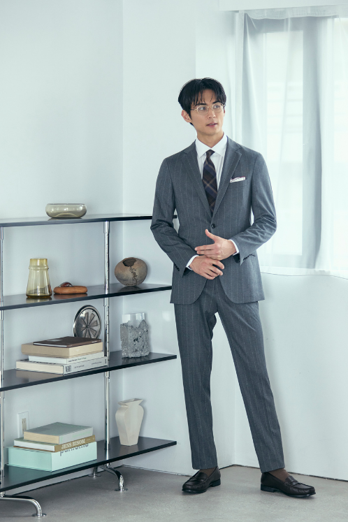 SMACTIVE TRジャージーセットアップ（ネクタイスタイル）