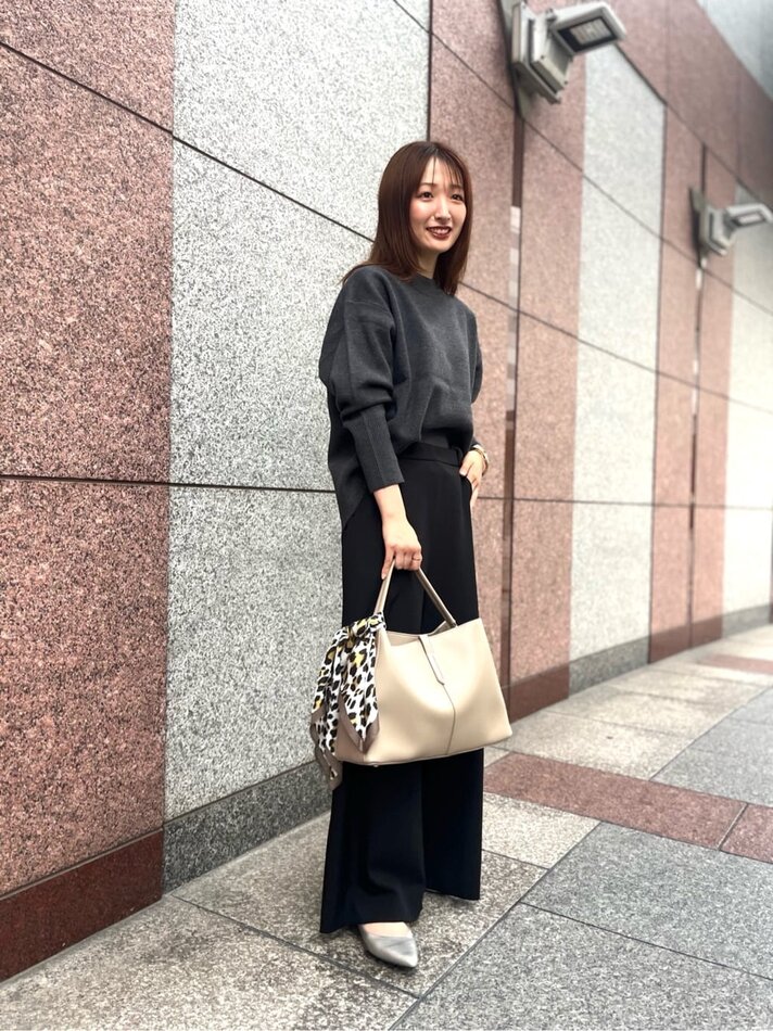 チャコールプルオーバー