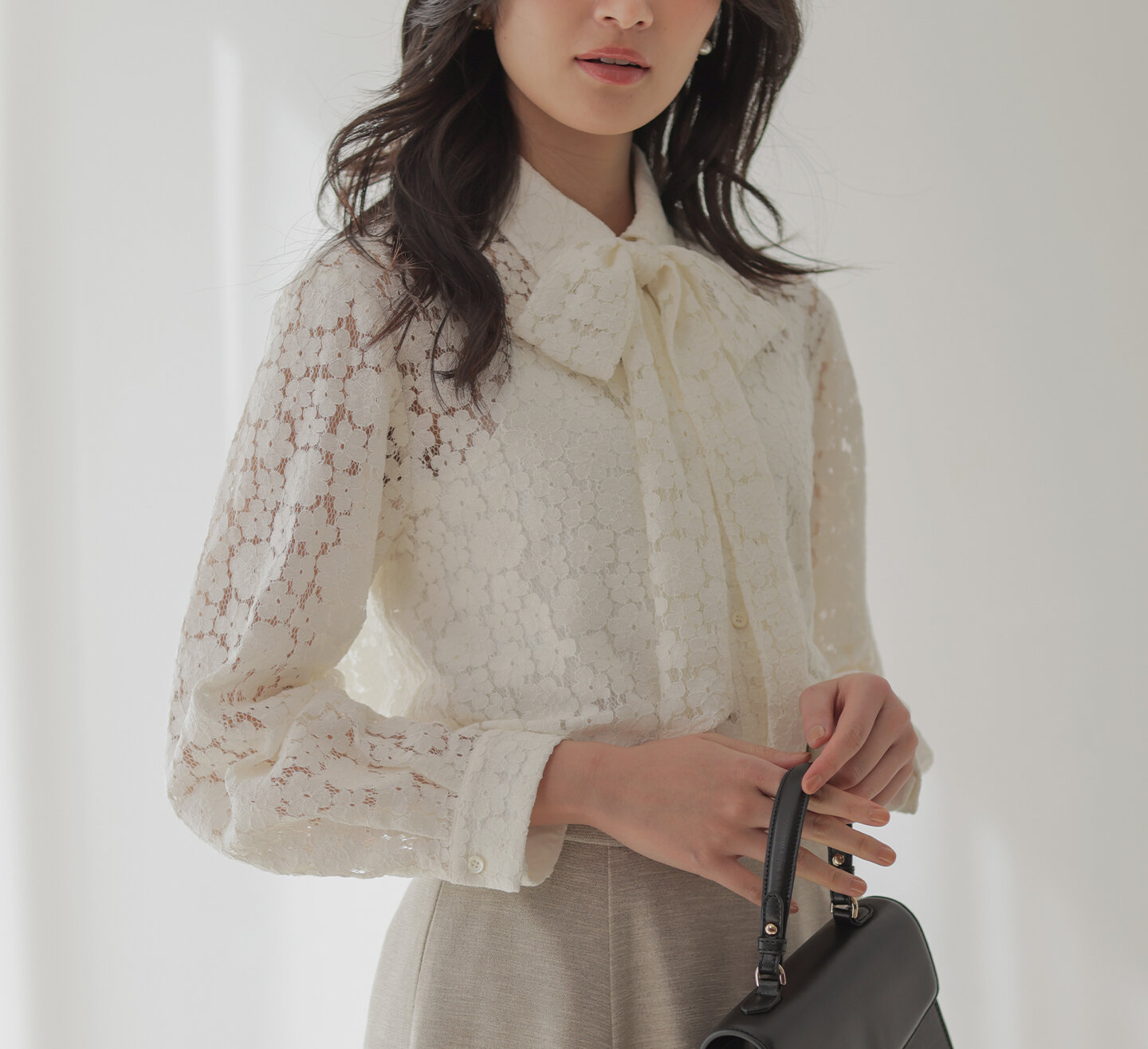フラワーラッセルレースシャツライク ブラウス