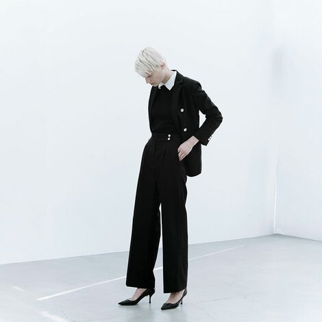 働く大人のための、春の装い。