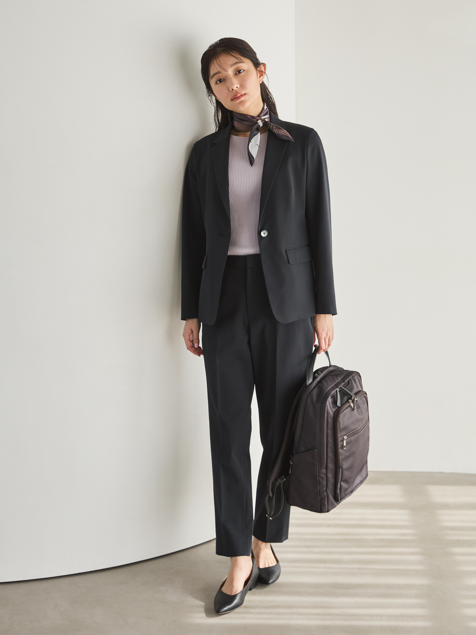 ストレッチ×ブラック　全身