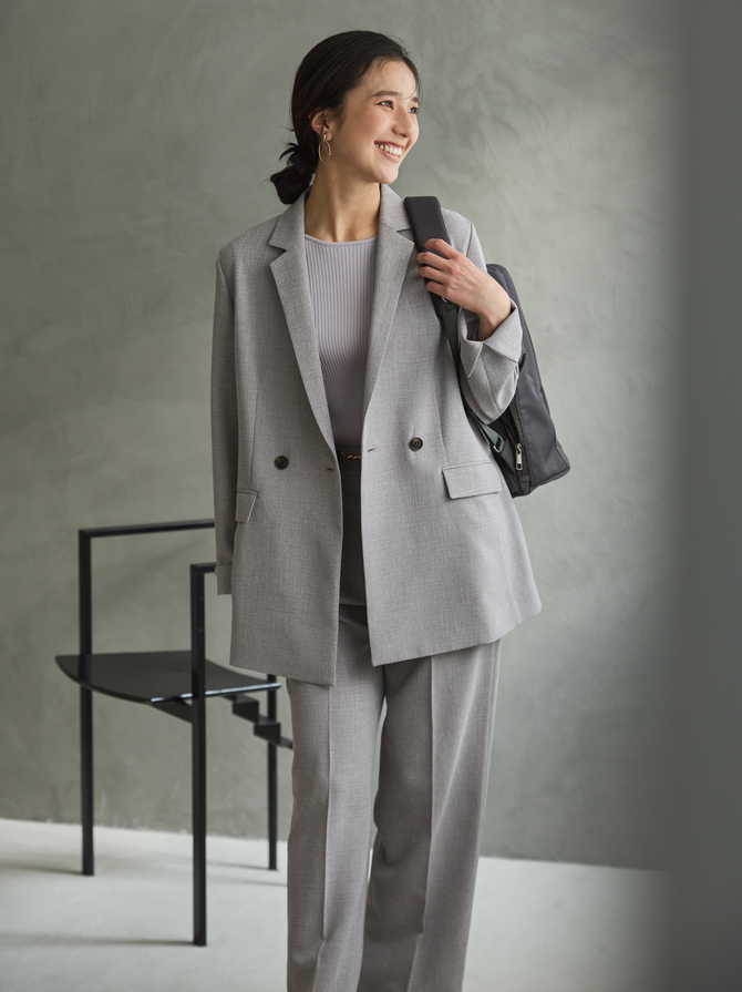 モデル画像　クリスピーツィード　上半身