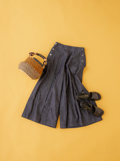 デニムパンツの画像