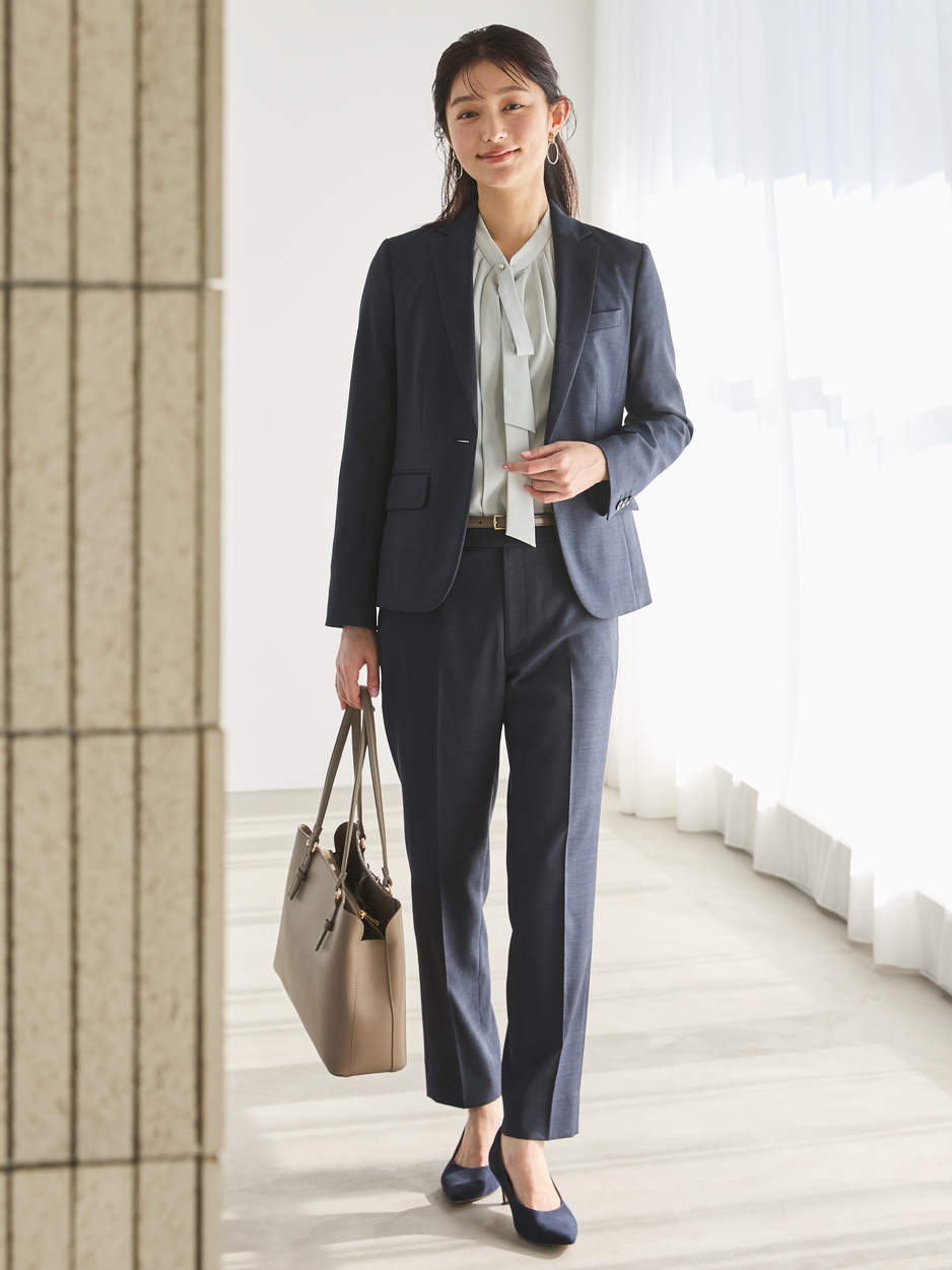 ウール見え×ネイビー　全身