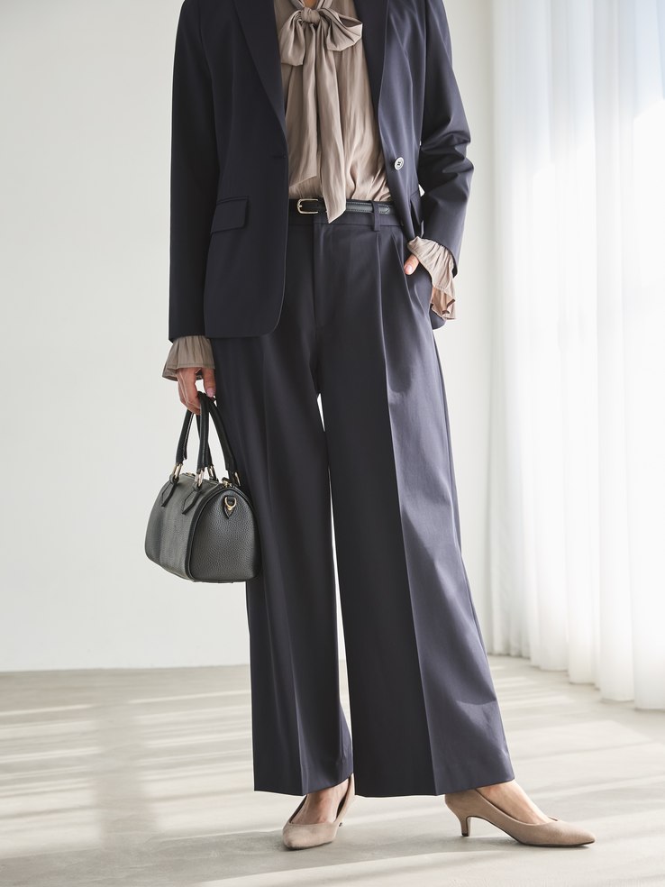 ストレッチ×ネイビー　パンツアップ