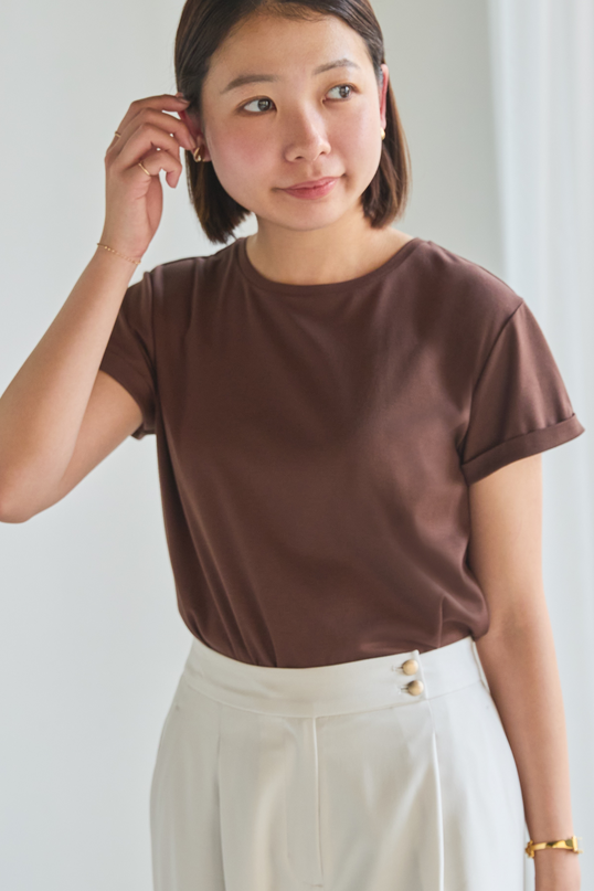 クルーネックTシャツ3_アップ