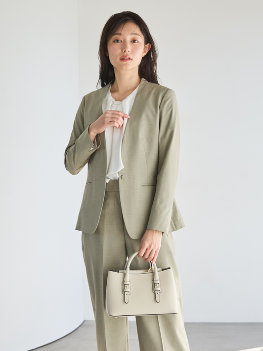 軽量×グリーン　正面