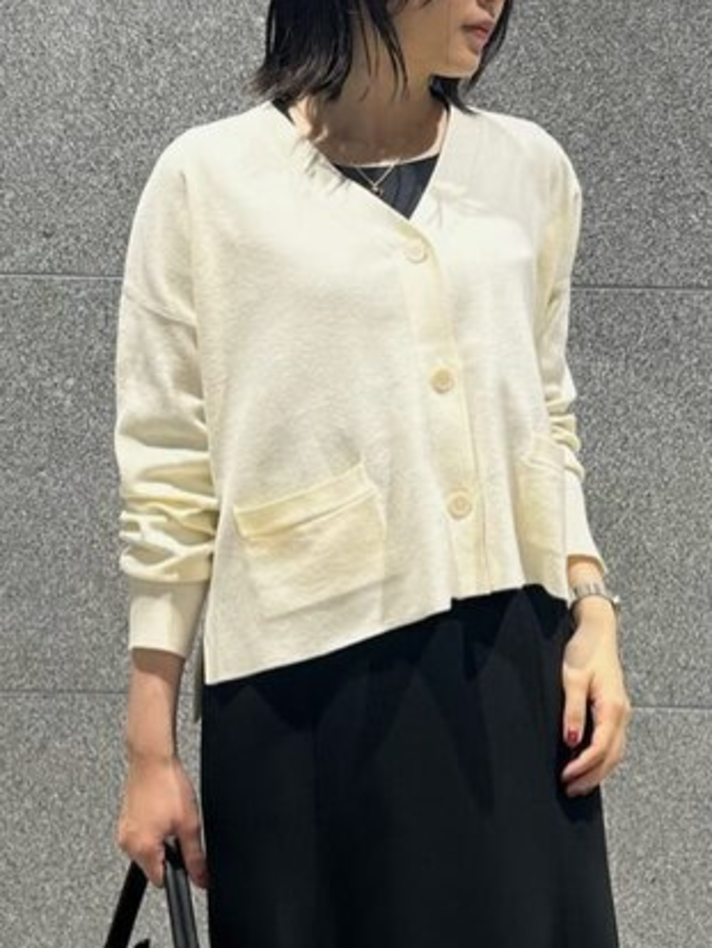 ホワイトカーデ