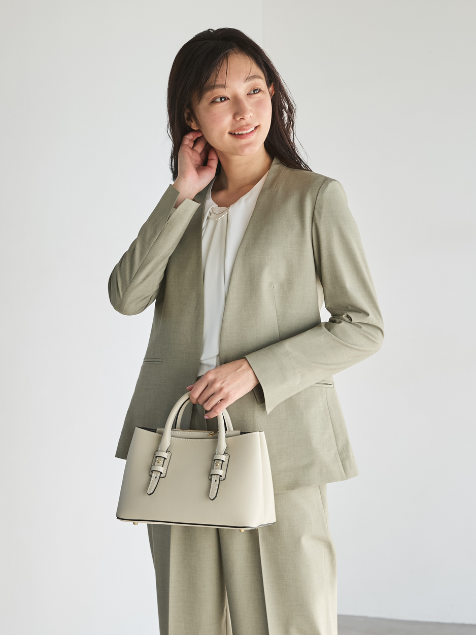 軽量×グリーン　正面