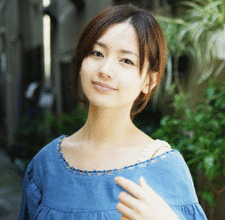 中村ゆりの画像