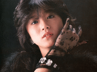 中森明菜の画像