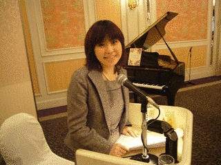 波多野里奈の画像
