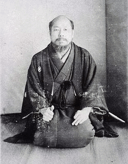 井関盛艮の画像