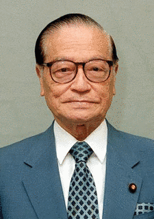 小沢辰男の画像