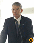 奥出信行の画像