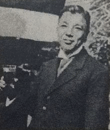 望月軍四郎の画像