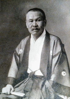 井上角五郎の画像