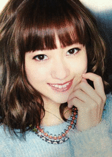 伊藤千晃の画像
