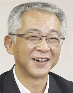 小泉光臣の画像