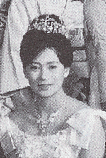 石原まき子の画像