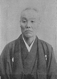 伊臣忠一の画像