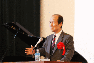 前川正雄の画像
