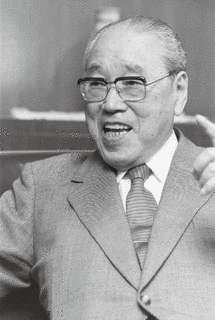 大槻文平の画像