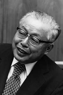真藤恒の画像