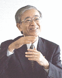 服部哲夫の画像
